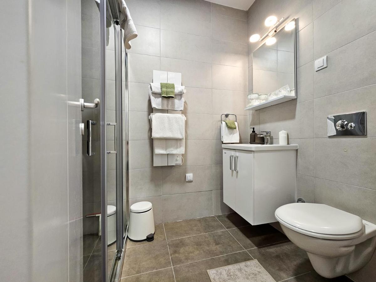 Roman Apartman Sremska Mitrovica Luaran gambar