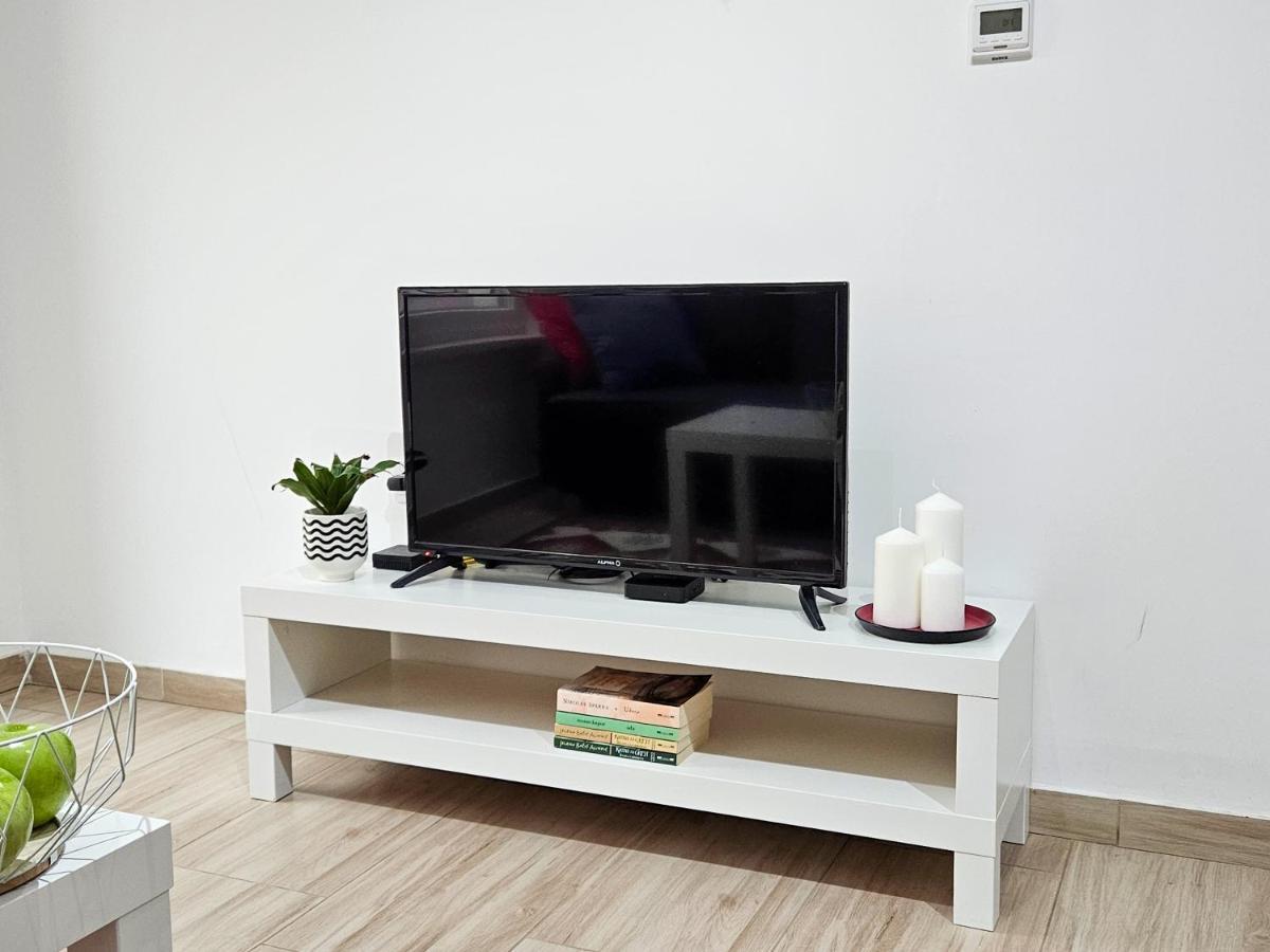 Roman Apartman Sremska Mitrovica Luaran gambar