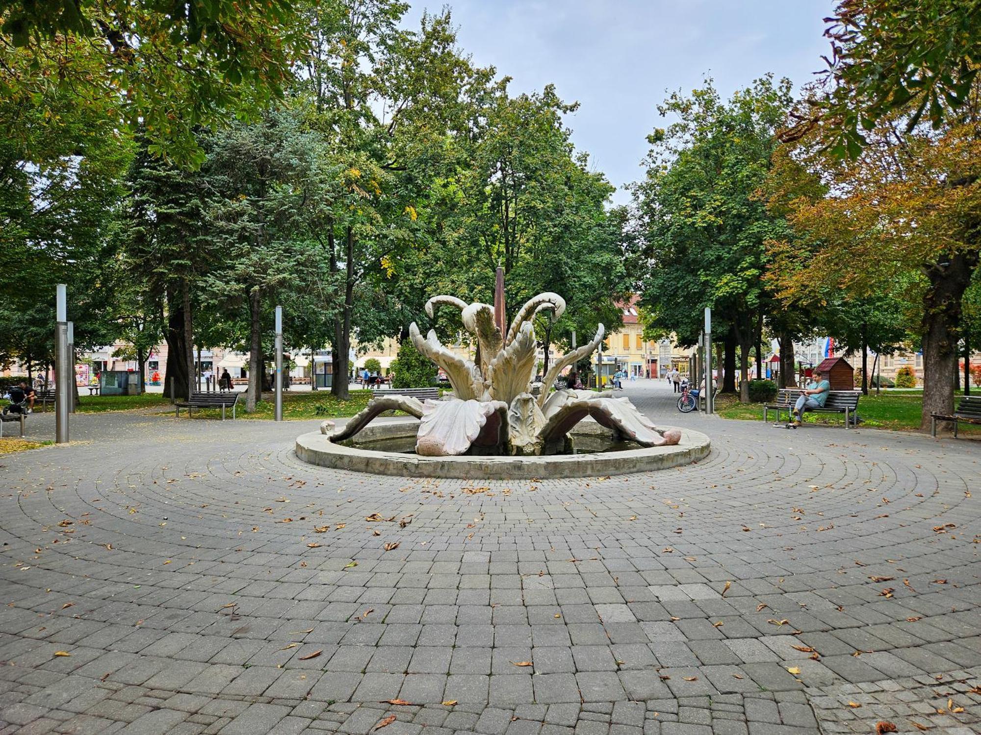 Roman Apartman Sremska Mitrovica Luaran gambar