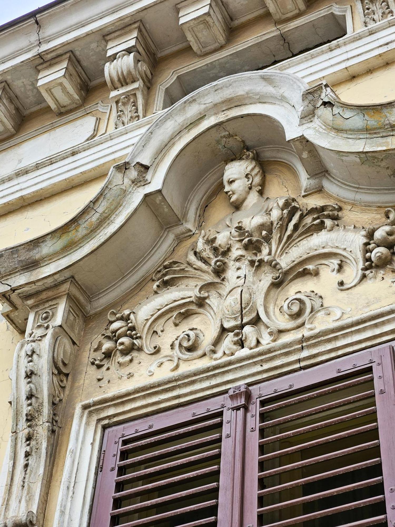 Roman Apartman Sremska Mitrovica Luaran gambar