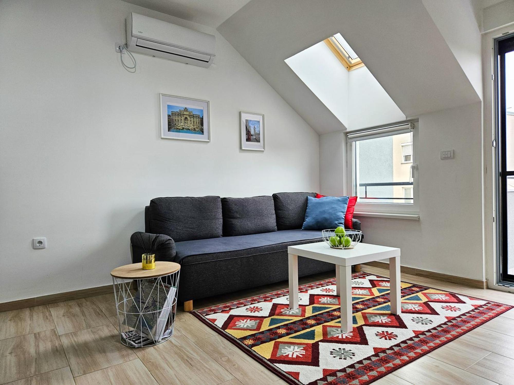 Roman Apartman Sremska Mitrovica Luaran gambar